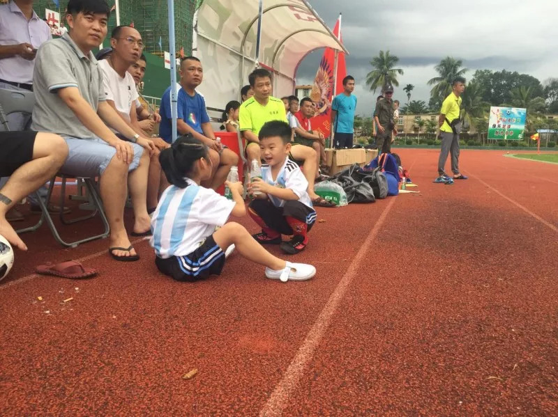 海南屯昌足球赛,现场直播海南省青少年足球锦标赛