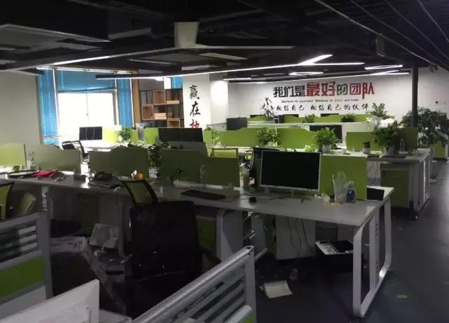 租房违约有什么风险,租房骗局先交定金然后说人在外面