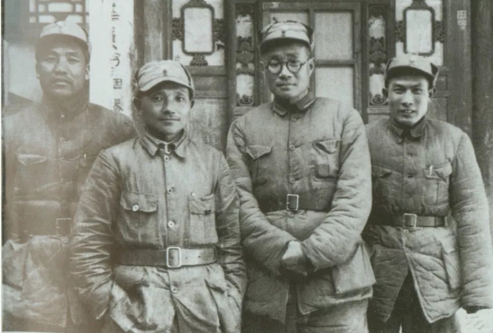 今天是*小平邓**诞辰114周年，让我们道一声：小平，您好！