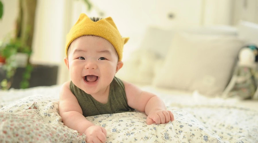 宝宝用枕头怎么选择,宝宝多大枕枕头比较合适为什么呢