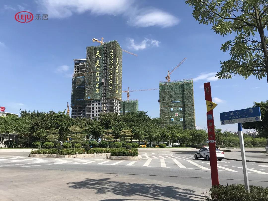 白云新城建设航拍,白云新城规划总部大厦