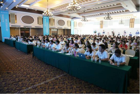 蒙娜丽莎瓷砖国际时尚馆,蒙娜丽莎瓷砖店总设计师