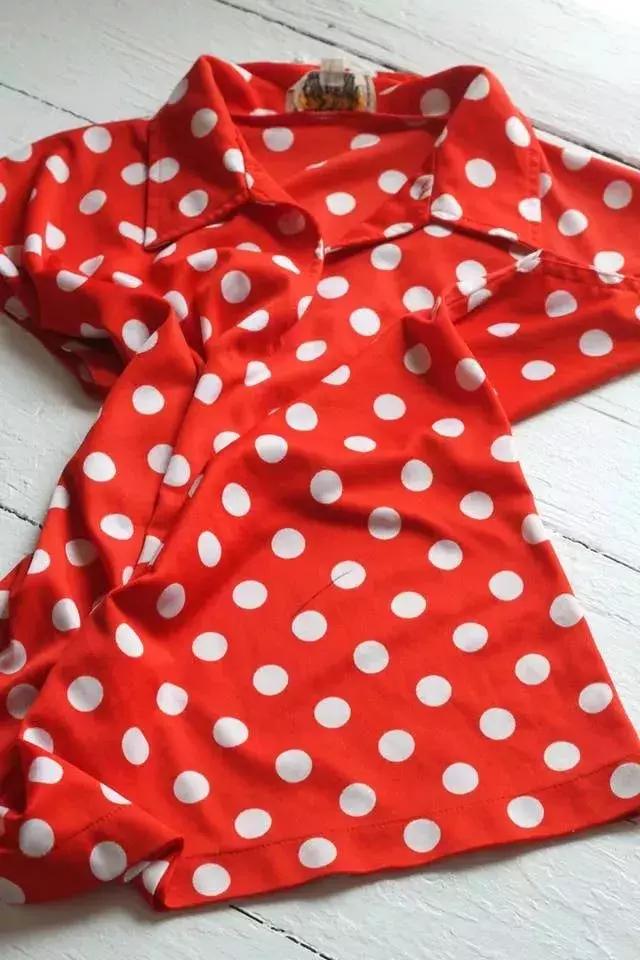 油渍滴衣服上了怎么洗,洗衣服去油渍去黄渍小妙招方法