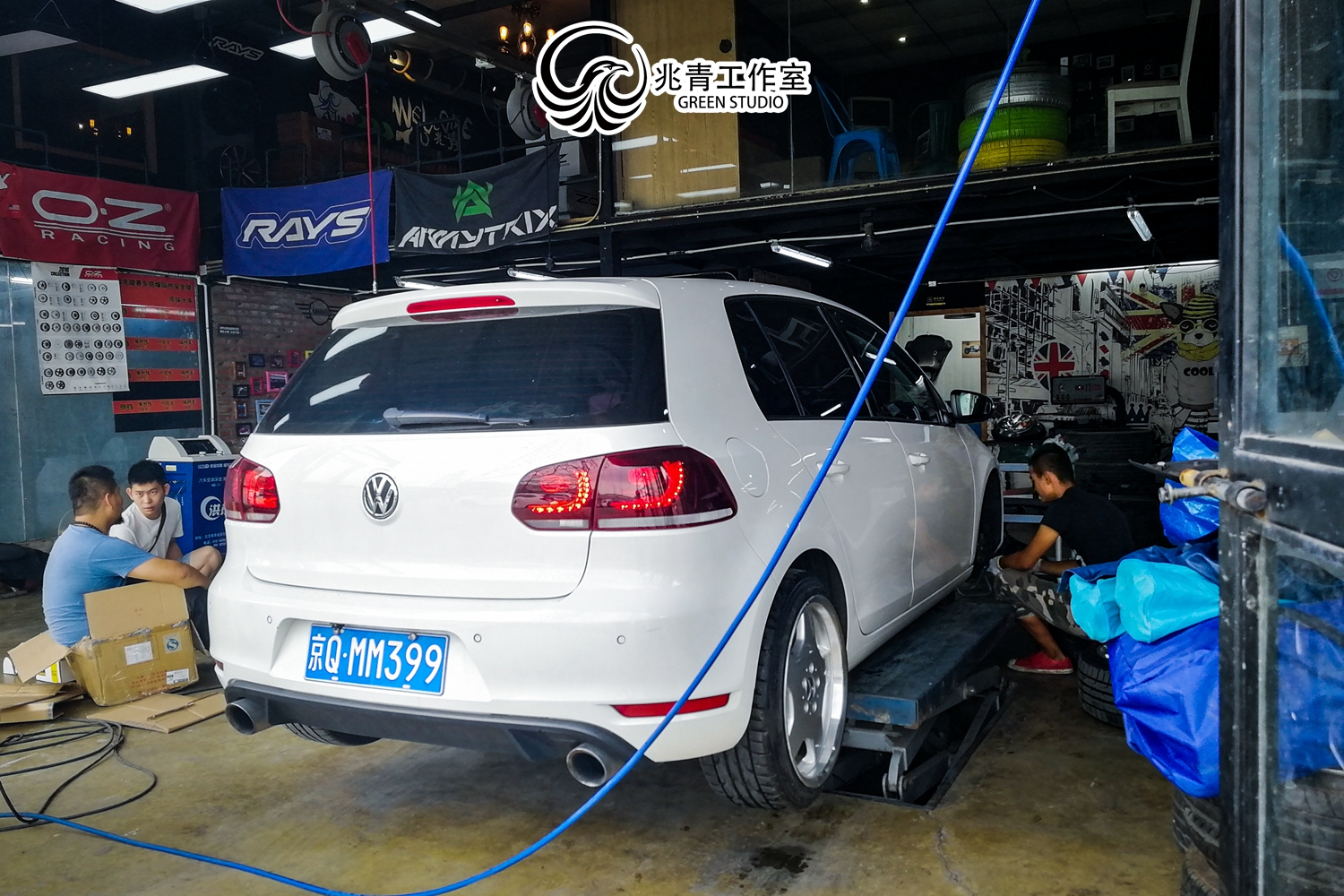 6代高尔夫改刹车案例,高尔夫六更换七代轮毂