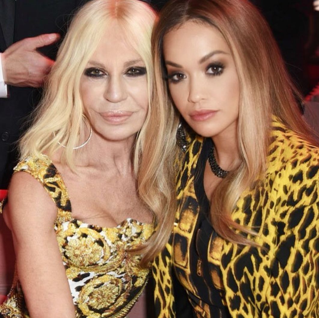 崇尚自由的RitaOra,百变穿衣打破界限