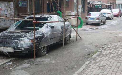 凯迪拉克霸占车位4天 (凯迪拉克ct6车尾)