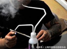 吸食毒物的人有什么危害,吸食毒粉会给人带来哪些影响