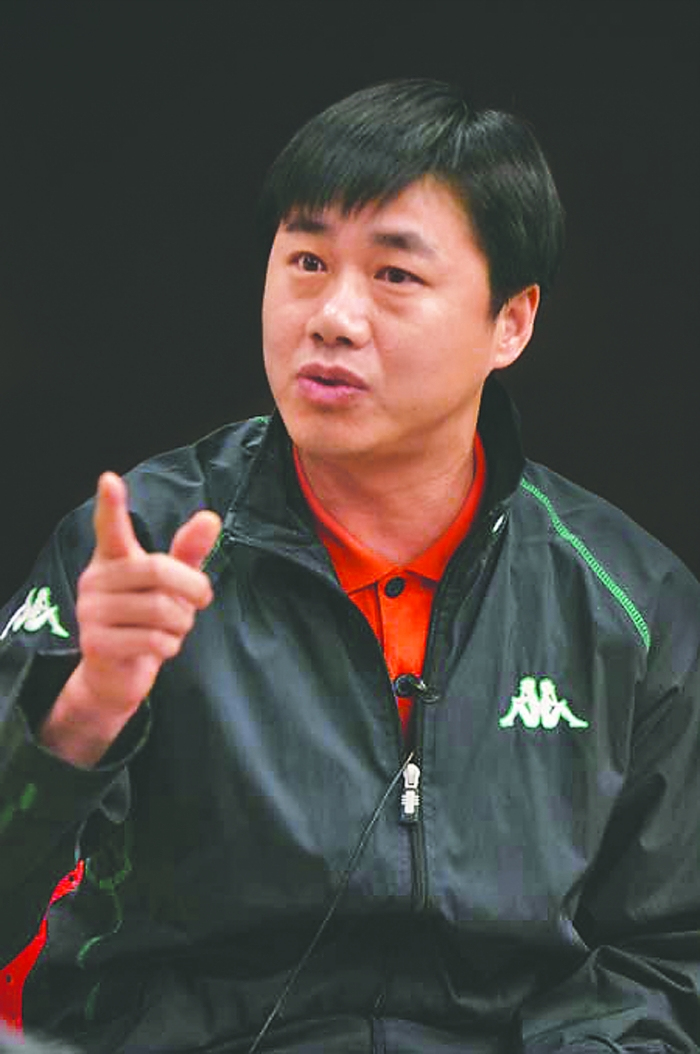 陶伟最后一次解说德甲,陶伟解说德甲联赛视频