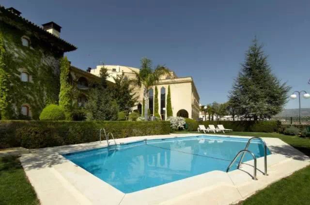 西班牙宫殿风景酒店,亚洲唯一的城堡酒店