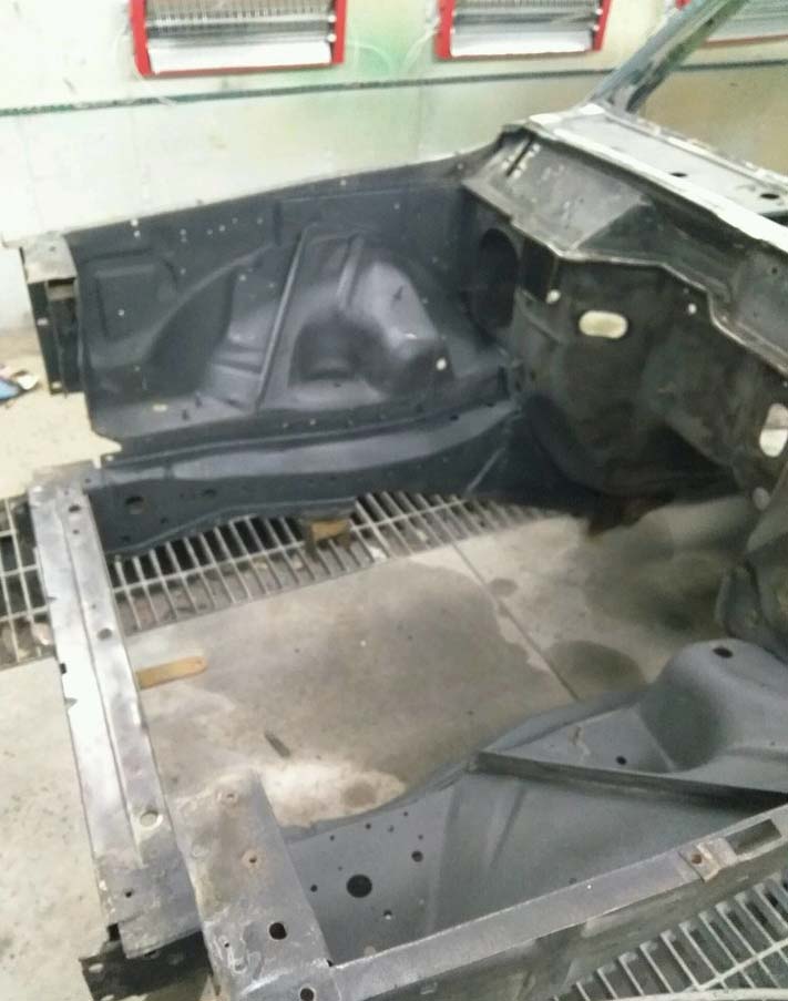 93年切诺基213小切越野大变身，重度爆改8寸升高石头派攀岩大脚怪