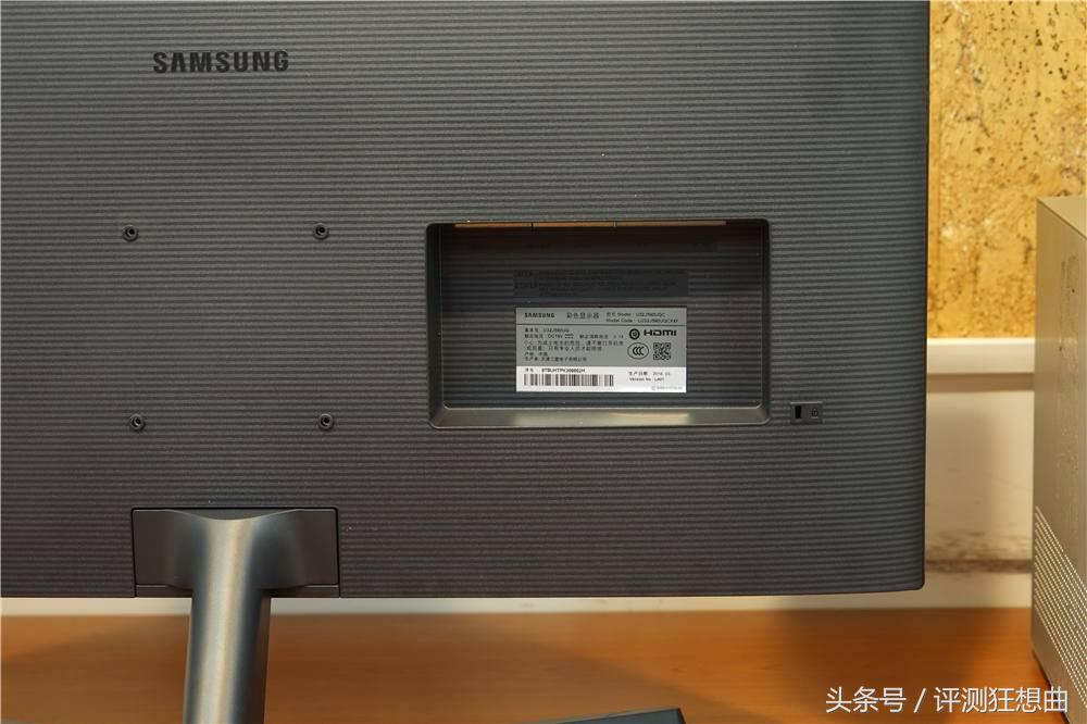 三星4k显示器u32j592uqc评测,三星显示器u32j592
