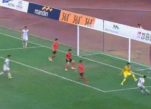 孙兴慜绝杀韩国2-1险胜叙利亚,韩国0-0平乌拉圭孙兴慜错失绝杀