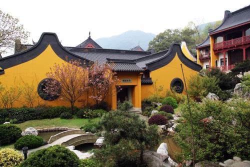 杭州灵隐寺历史渊源,灵隐寺是什么来历