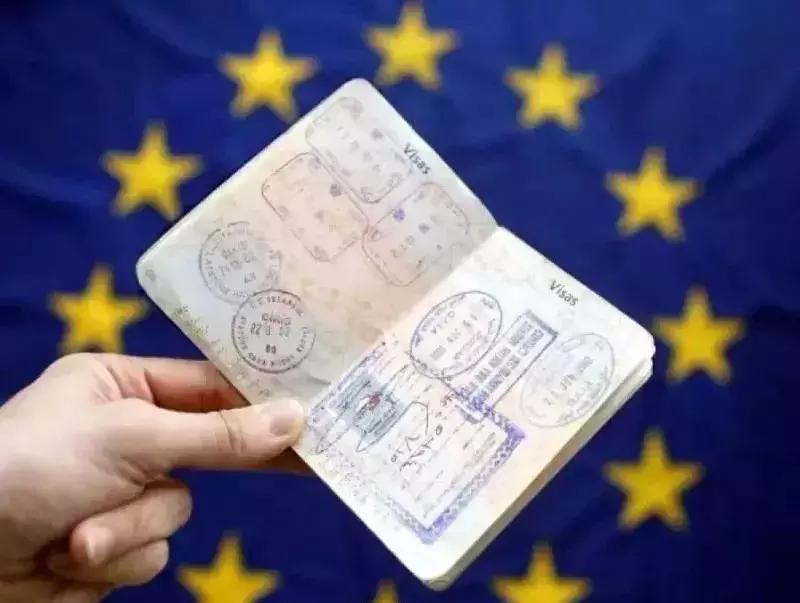 护照快过期了申请加拿大签证,护照快过期了就不能出国吗