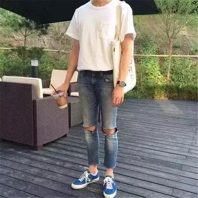 已经开始穿秋装,又到了该买卫衣的季节了