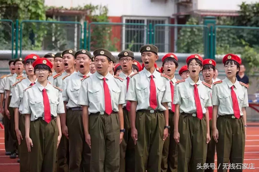 石家庄学校军训视频,27中学校石家庄军训