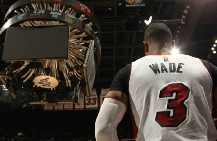 韦德拒绝cba后果,韦德签约cba