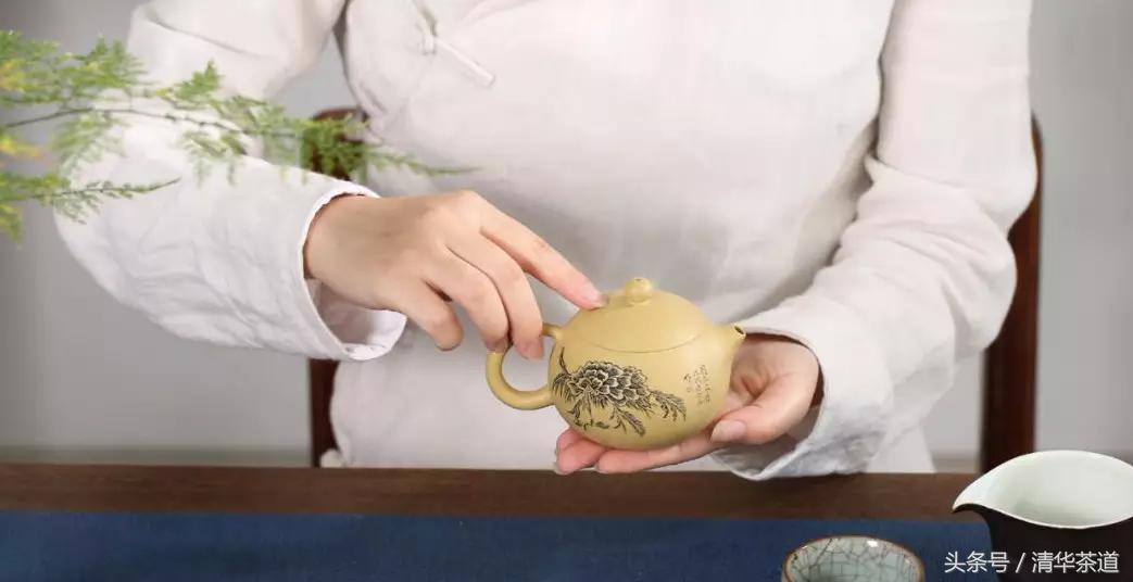 紫砂壶茶友日常泡茶,资深茶友紫砂壶