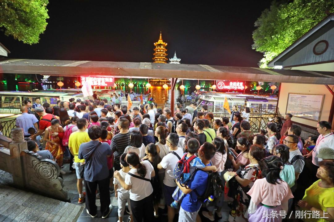 桂林两江四湖为何成为游客抵达桂林的必玩项目的真正原因