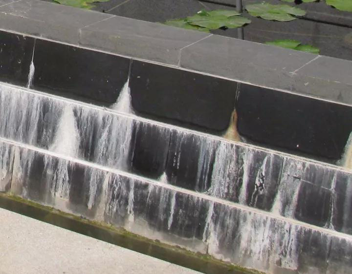 室外地面石材泛碱怎么办,石材铺装泛碱如何处理