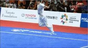 吴彦祖跳高完整版,陈伟霆吴彦祖撞脸