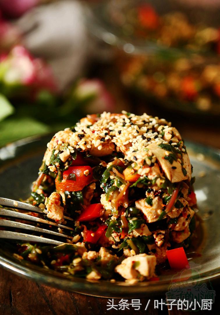 北京菜价涨得吓人，油麦菜都9.9元了！这个不花钱，抓紧要过季了