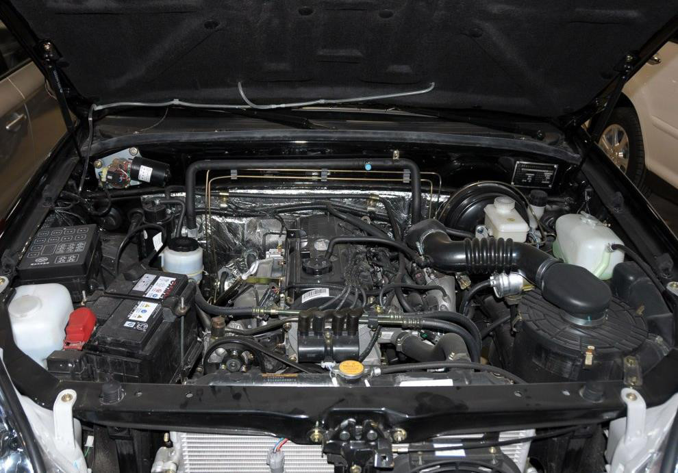 跟猎豹汽车外观很像的车,老款猎豹灯光