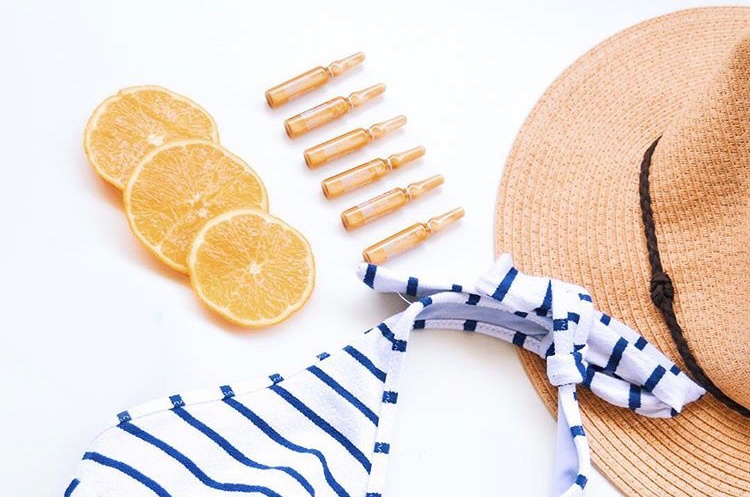 安瓶精华油和安瓶精华液怎么用,安瓶精华可以和其他精华一起用吗