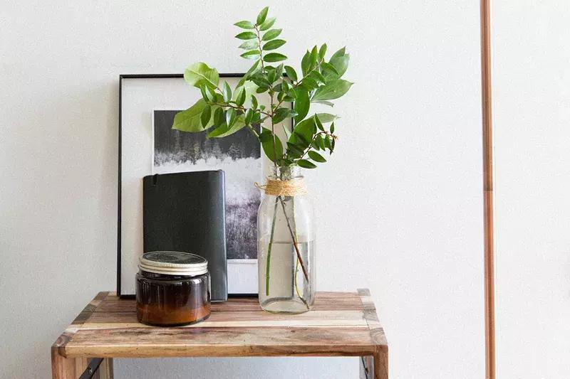 90后女孩践行零垃圾生活，四年产生的垃圾一个玻璃瓶就能装下……