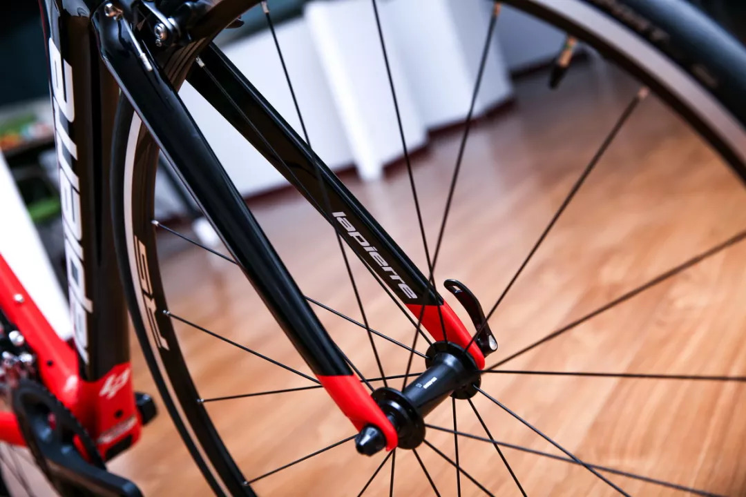 适合“山转公”或入门骑的公路车——SENSIUM500