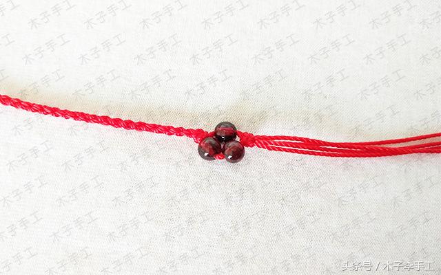 本命年编织红绳腰链,现在流行带红绳腰链本命年
