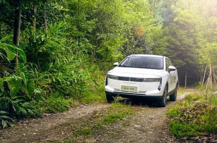 充一次电开一周,还带刹车动能回收,欧拉iQ不到10万开回家?