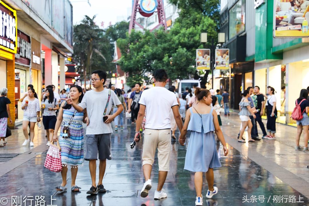 桂林正阳街是广西第一条步行街,桂林正阳步行街景点