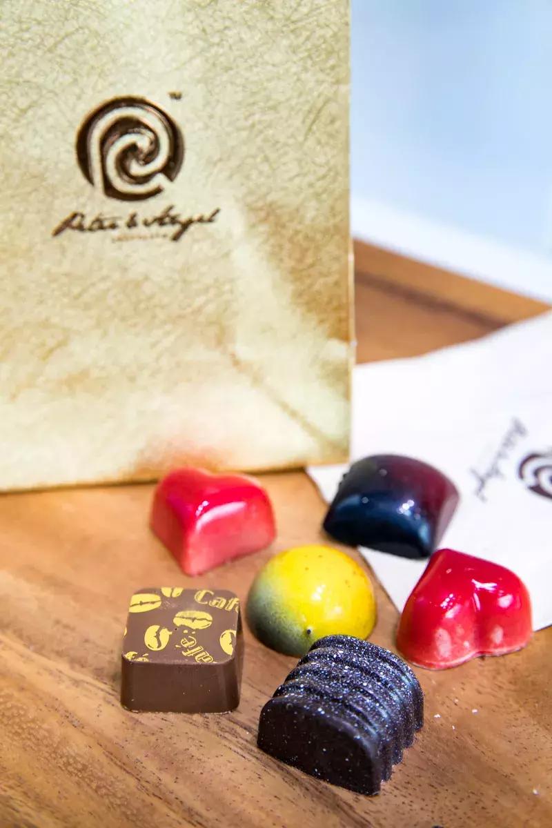 喜提新店等待开业,喜提巧克力