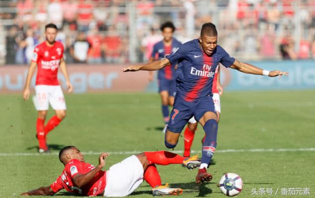 迪玛利亚搓射破门,迪马利亚凌空过人