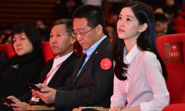 王思聪调侃奶茶妹妹变抹茶,王思聪让奶茶变抹茶