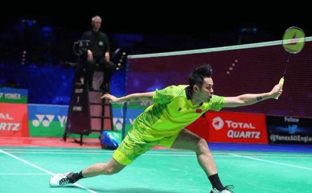 初学者打羽毛球正确的打法,初学者打羽毛球的正确打法