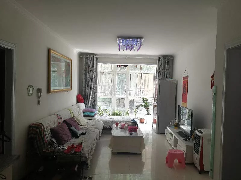 石河子精装修房出售,石河子房源三室一厅