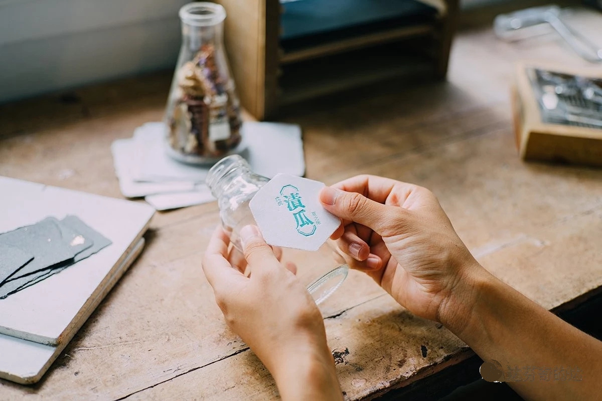 在家中就能造出再生纸的DIY造纸机，人人都能当蔡伦