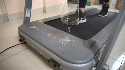 亿健精灵elf智能跑步机视频,亿健air跑步机测评