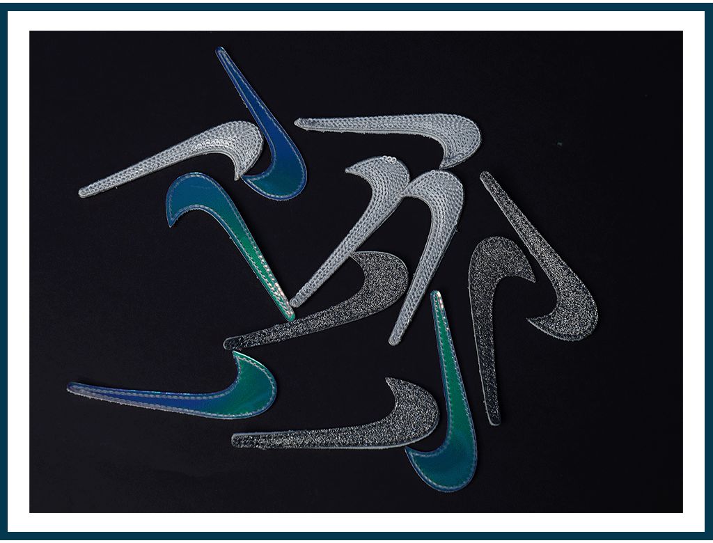 看完员工的鞋子，我哇地一声哭出来