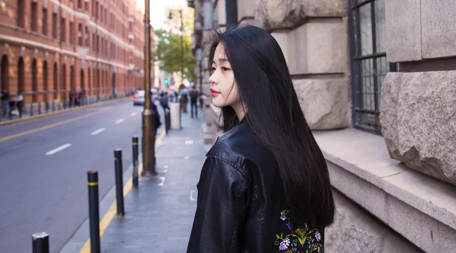 男人找异性倾诉的目的是什么,一个对任何女人都倾诉的男人