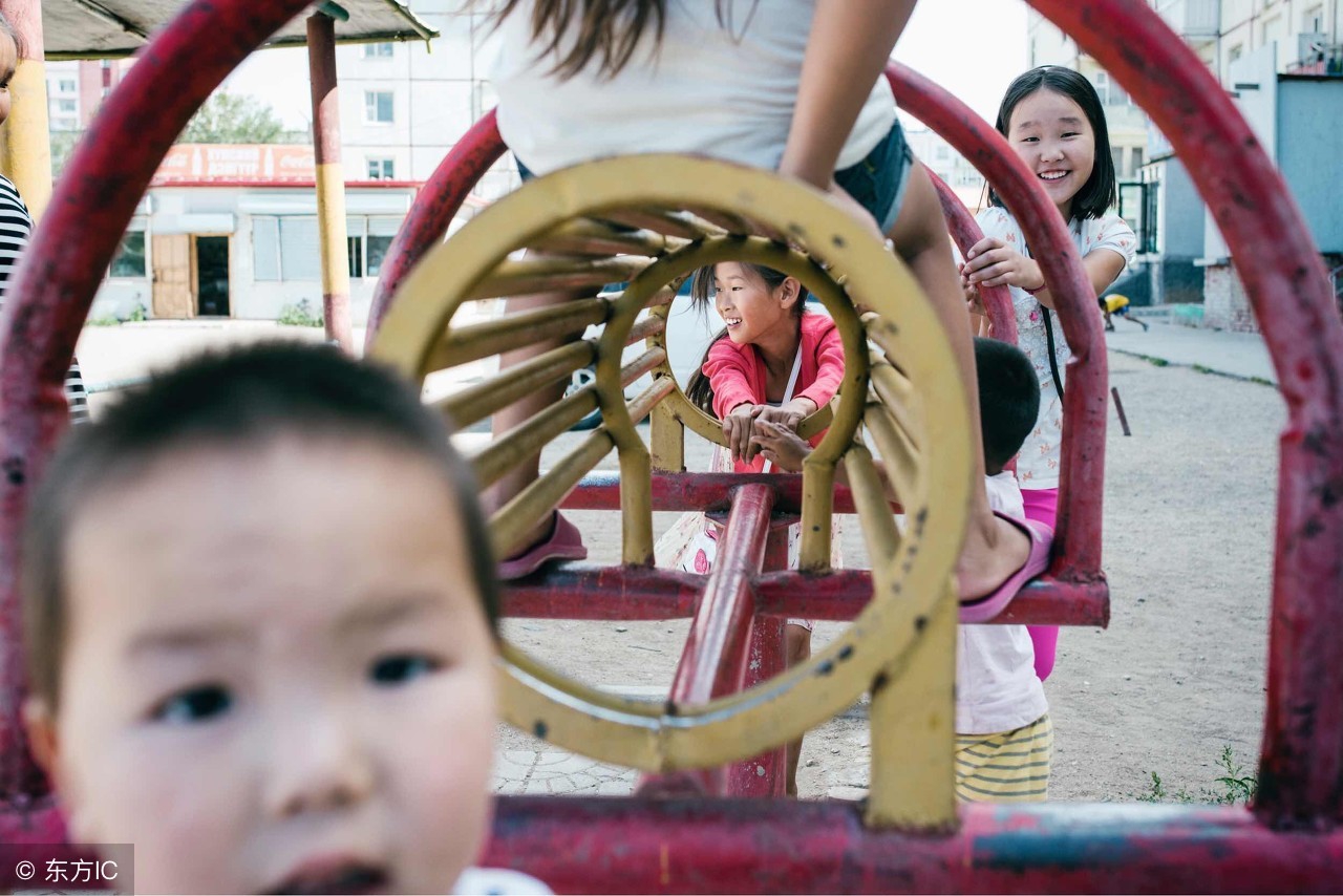 小区健身器材损害案,小区健身器材致人损害谁负责案例