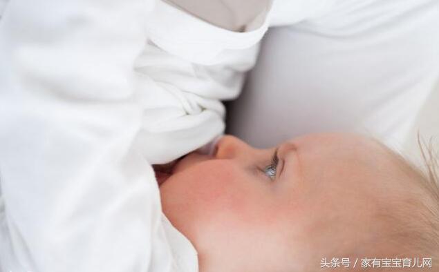 宝宝打嗝怎么办快速止嗝手法,宝宝一直打嗝怎么办快速止嗝