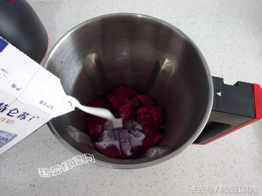 在家就能做的水果奶昔超级健康,苹果加牛奶榨成奶昔吃营养不好吗