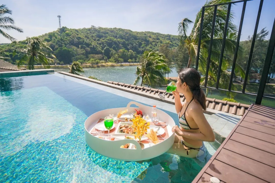 无边泳池度假别墅,无边泳池海景别墅