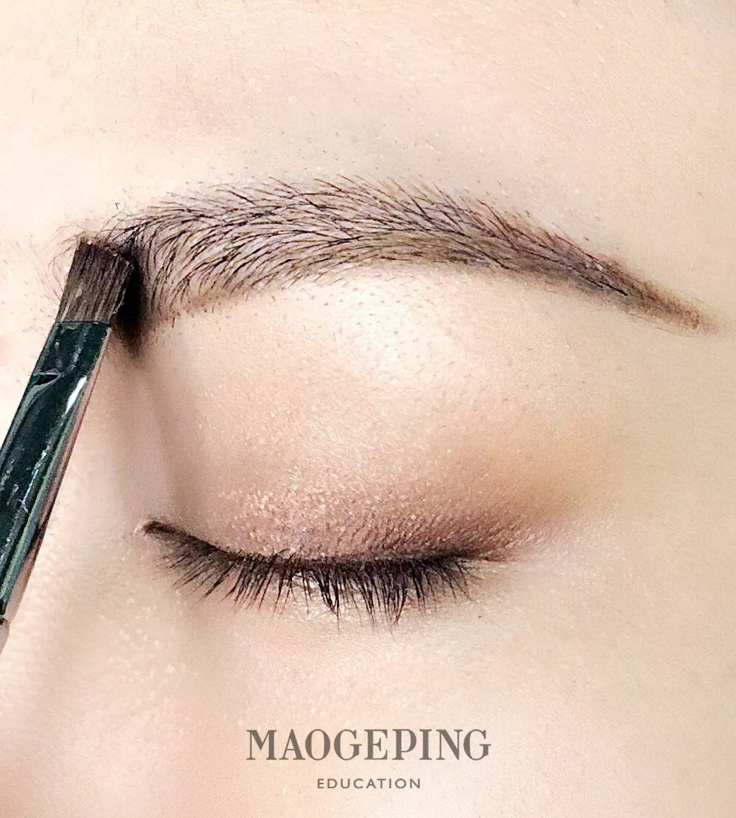 修眉画眉的正确方法,新手画眉修眉最简单方法