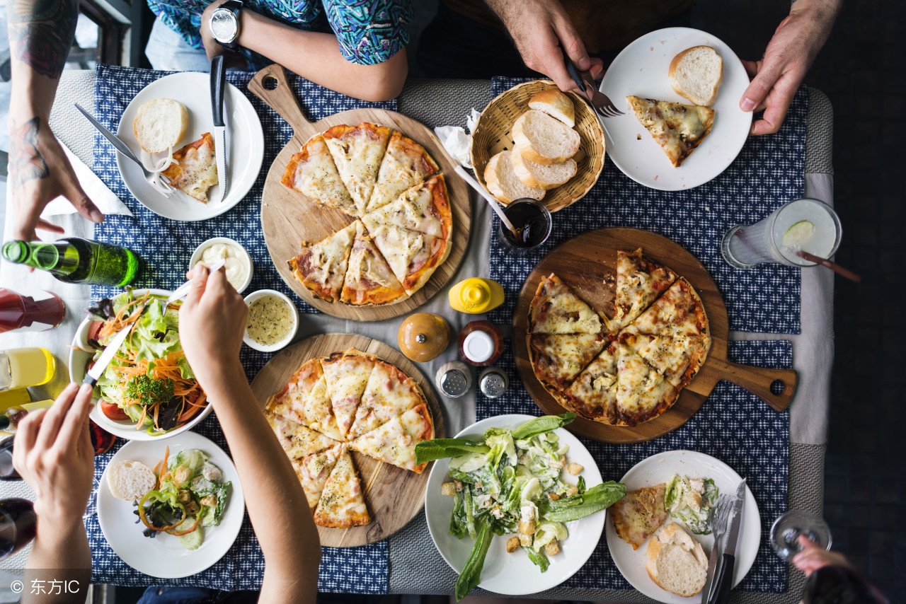 用英文表达食物很好吃,介绍你一日三餐吃什么用英语表达