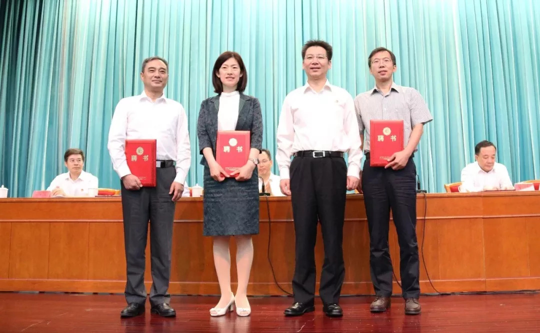 中央团校第一期普通班也同时开学,中央团校开学典礼