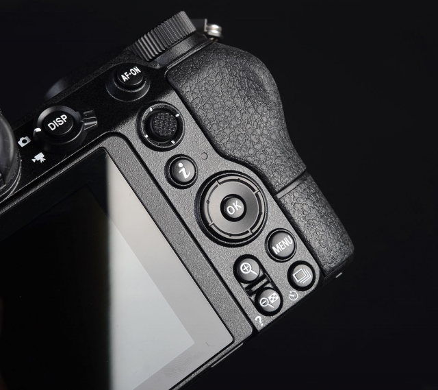 尼康z7现在还值得买吗,尼康z7二代70-200f2.8s人像摄影